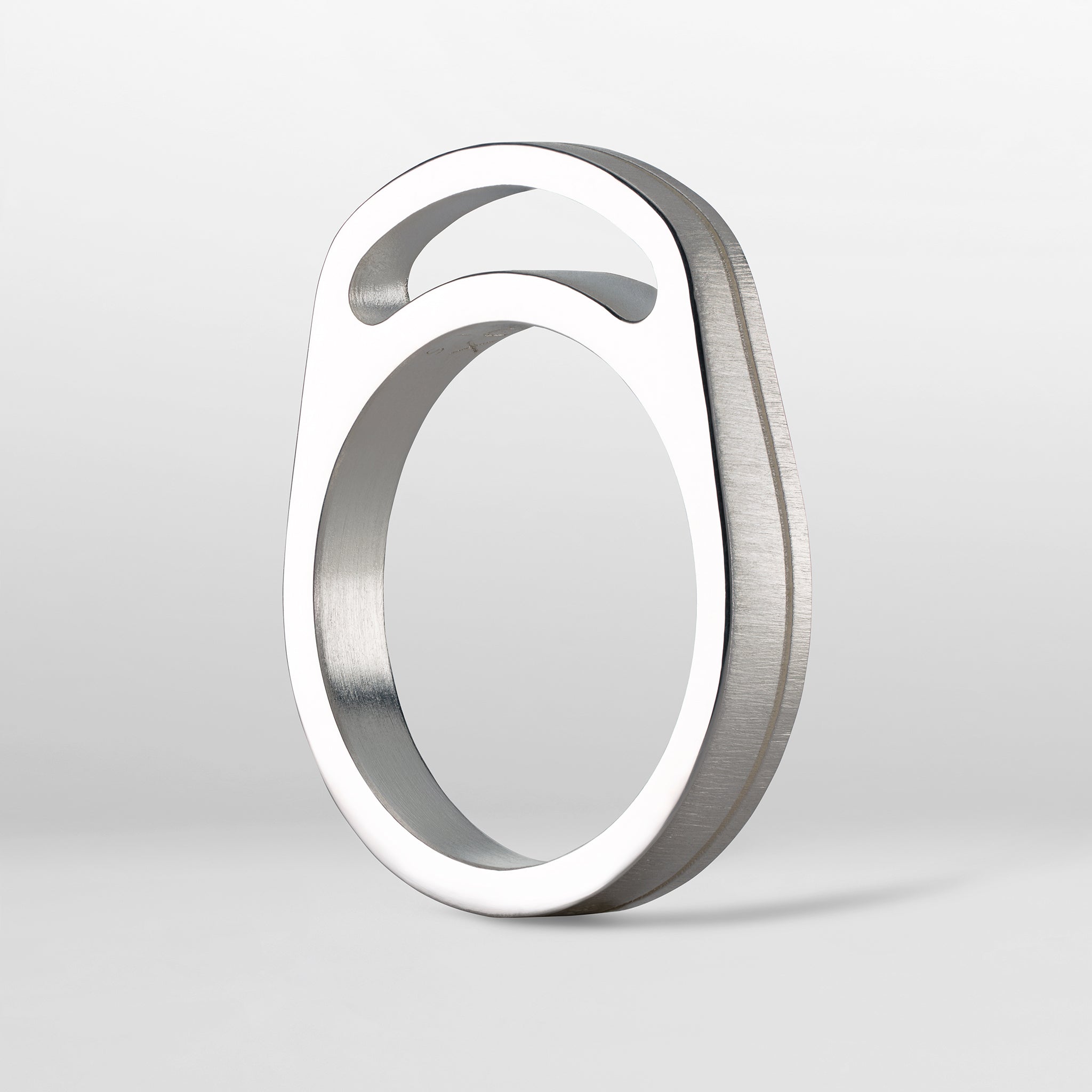 M1 White Gold