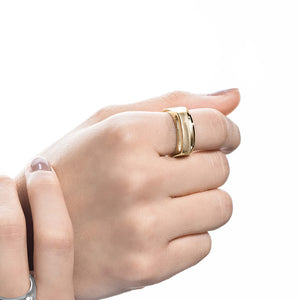 M3 ring 18k yellow gold side view photo sorux paris SoruxParis luxury jewellery wearing by girl details consciousluxury uniqueness design  Mauricio Clavero Kozlowski mclaverok photo francois_fleury gold  from responsible mines