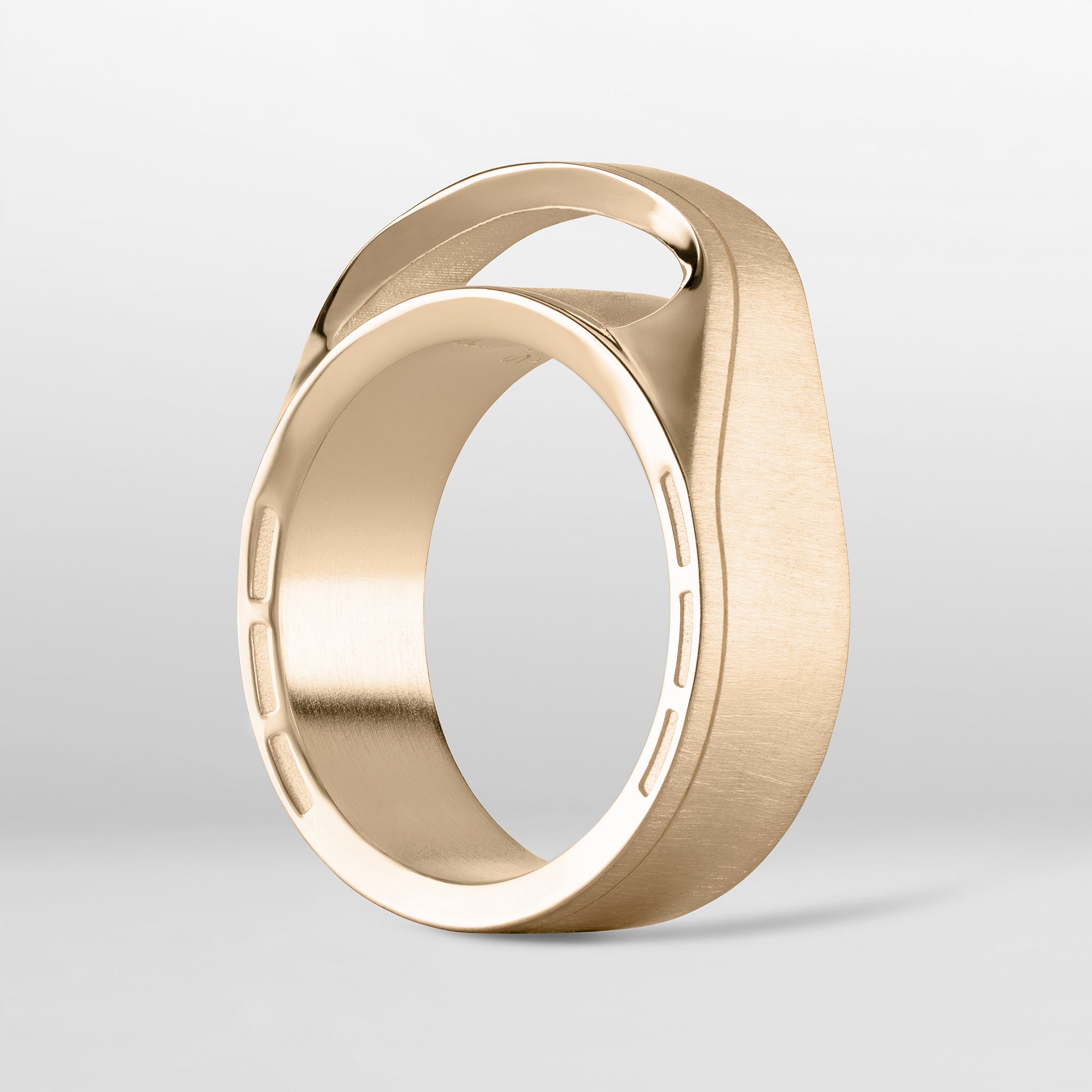 M3 jewelry store