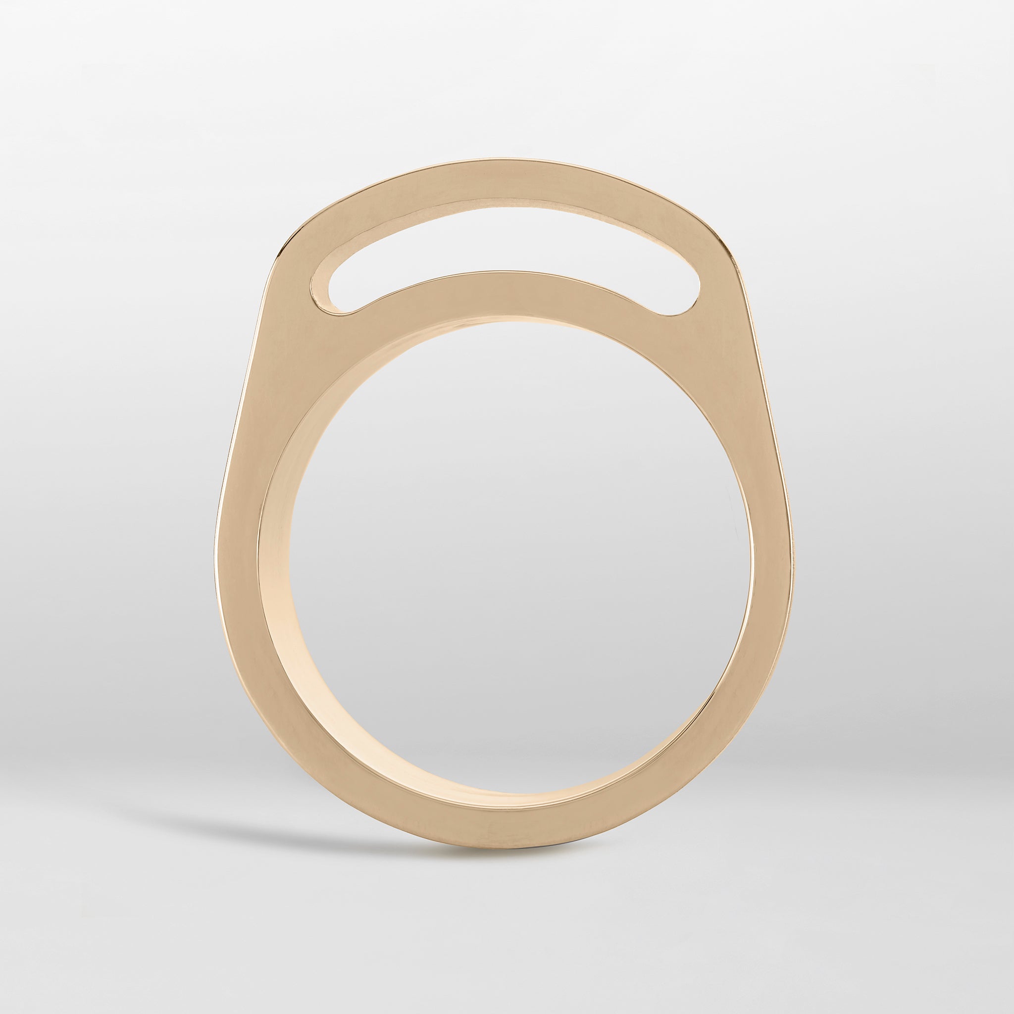 M8 ring 18k gold back side view photo sorux paris SoruxParis luxury jewellery  details consciousluxury uniqueness design  Mauricio Clavero Kozlowski mclaverok photo francois_fleury gold  from responsible mines