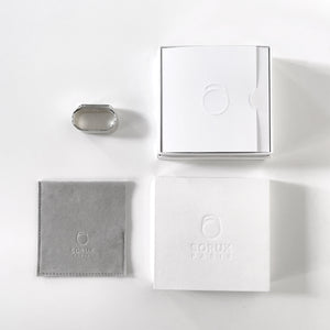 M9 ring silver packaging luxpack sophisticated photo sorux paris SoruxParis luxury jewellery  details consciousluxury uniqueness design mclaverok photo francois_fleury silver from responsible mines symbol of singularity doublefinger two finger 